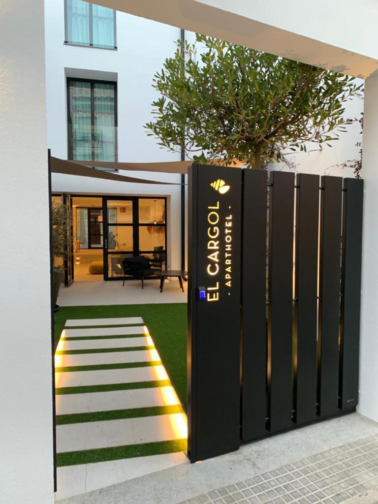 Aparthotel El Cargol 3*