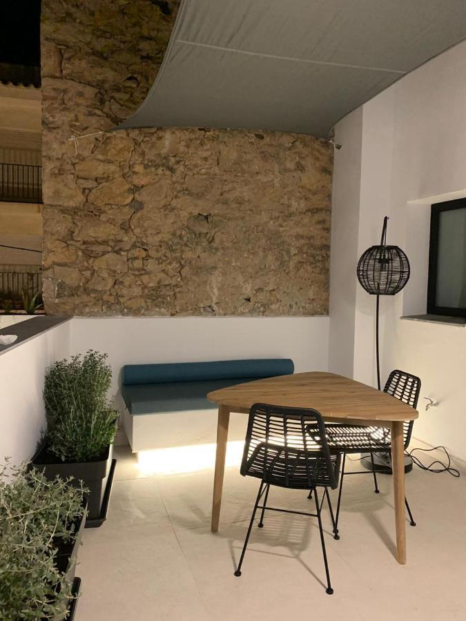 El Cargol Aparthotel