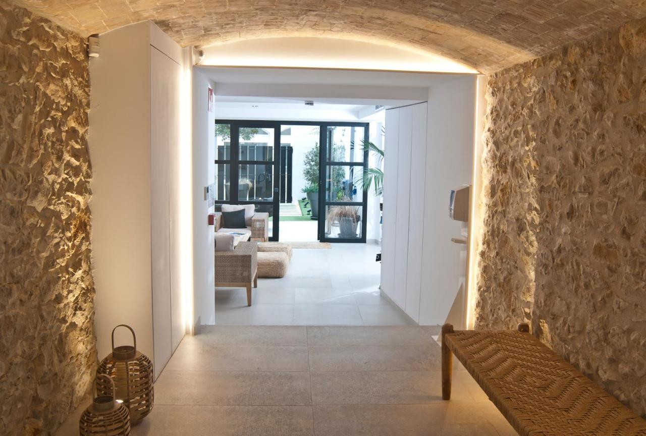 El Cargol Aparthotel